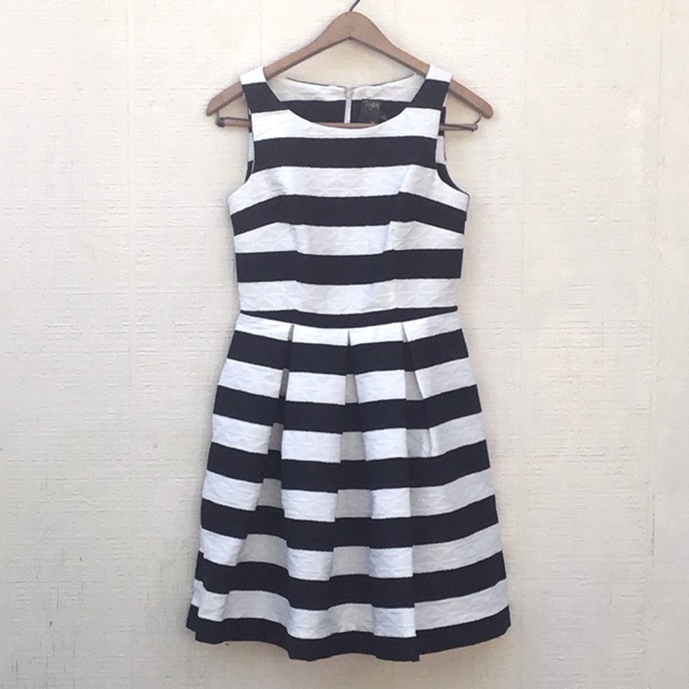 Taylor black and white striped Monochrome Textured Dress sleeveless pleated
